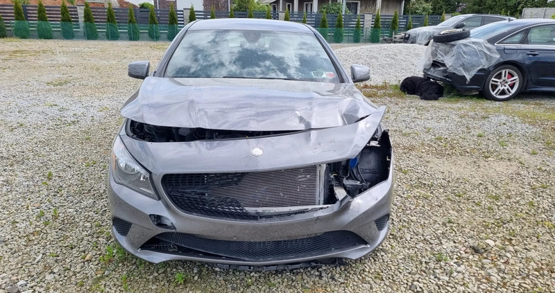 Mercedes-Benz CLA cena 39000 przebieg: 105000, rok produkcji 2015 z Skwierzyna małe 154